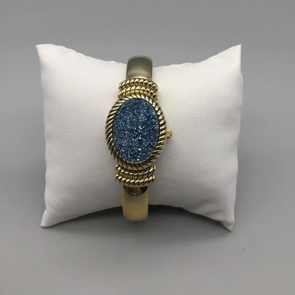 Gem Essence Womens Watch 22mm MOP Gold Tone Bangle Blue Cover B8505 New Battery